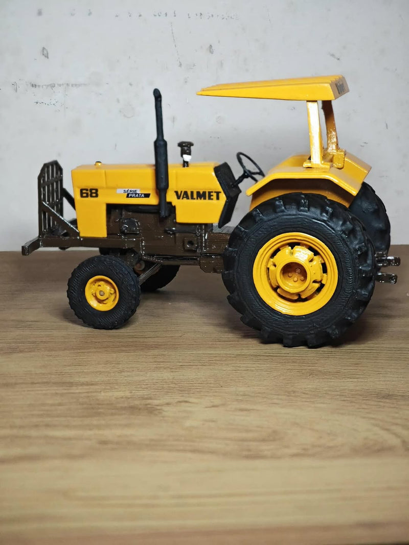 Miniatura VALMET 68 - Escala 1/32